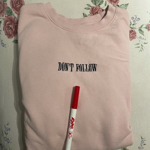 Crew Neck - Picture 5 of 5